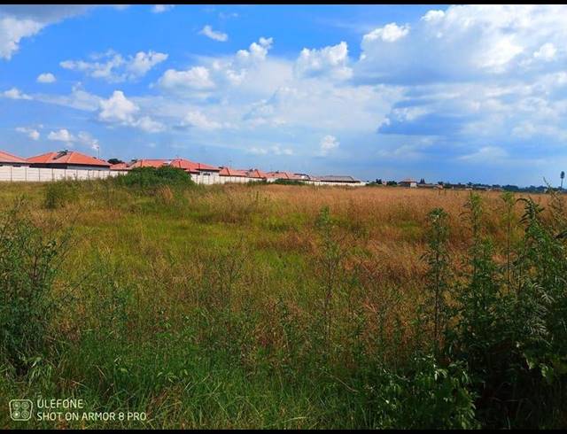 LAND FOR SALE IN DAWN PARK EXT